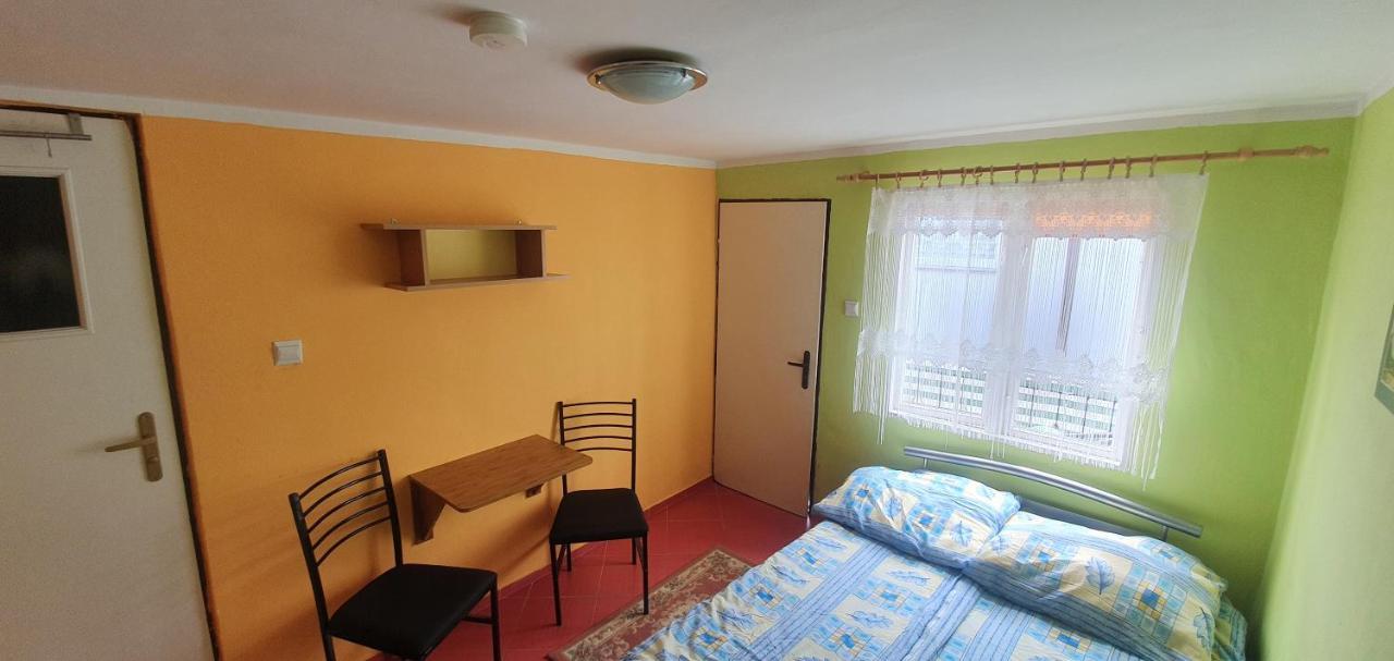 Pokoje Goscinne Turysta Wladyslawowo Bagian luar foto